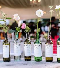 Trouvez le cadeau fait main parfait, des vêtements vintage et tendance, des bijoux uniques et plus encore. 1001 Tutos Et Idees De Diy Mariage Facile A Realiser Soi Meme Deco Mariage Vin Deco Mariage Automne Deco Mariage Vintage