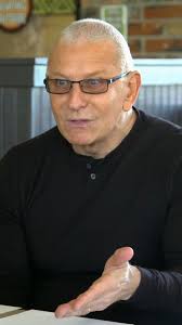 Think souffles are scary? Ina makes them simple (and perfectly straight!)  🍊🍮 #BarefootContessaBackToBasics