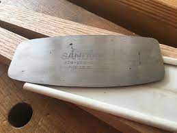 When the scraper is dull, however, it will create dust and not perform very well. A Much Better Shape For A Card Scraper Popular Woodworking Magazine