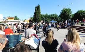 Una ciudad argentina perteneciente al partido de la matanza, ubicada en gran buenos aires de la provincia de buenos aires, tiene forma de rectángulo y un. Villa Luzuriaga Realizaron Un Festival Para Promover Derechos En Los Jovenes La Matanza Informa La Matanza Informa