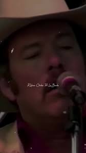 Los Invasores de Nuevo León: Amor y Dinero