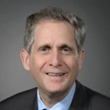 Elliott Greenfield's Instagram, Twitter & Facebook