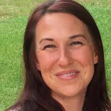 Mindy Skaggs's Instagram, Twitter & Facebook