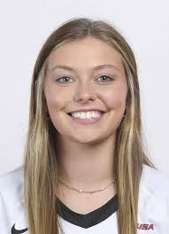 Shannon Keck's Instagram, Twitter & Facebook