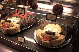 Giant Disney Rice Krispie Treat Mickey And Minnie Mouse Cakes Minnie Mouse Cake Mickey Mouse Rice Krispie Treats Rice Krispies