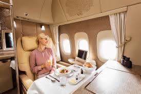For the cardmember and passengers in the same booking: Luxus Pur Die Neue First Class Suite Von Emirates Urlaubsguru De