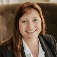 Christine Engle's Instagram, Twitter & Facebook