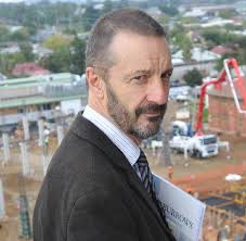 Wagga Health Service general manager Denis Thomas resigns