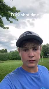 Having some fun between practice rounds and putting practice with  attempting to do some fun trick shots., What do you to do@keep@things fun  and exciting?, #teamdynamicdiscs #pdga #teamtrilogy ...