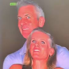 Astronomer CEO Andy Byron is reportedly preparing to sue for emotional  distress and invasion of privacy, arguing he was humiliated in front of  thousands and millions online. 🫣 Read more👇