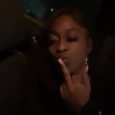 Ebony Winters (@EbonyWinters20)