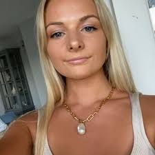 annabel williams Fashion Designer