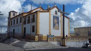Nossa senhora da luz (também chamada de nossa senhora das candeias, nossa senhora da candelária ou nossa senhora da purificação) é um título mariano pelos quais a igreja católica venera a santíssima virgem maria. Santuario De Nossa Senhora Das Candeias Tripadvisor