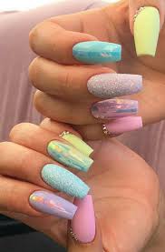 Uñas acrilicas de colores pastel. 15 Easter Nails We Re Obsessing Over Easter Nails Fun Nails Nails