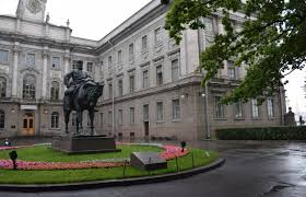 Какие тайны хранит гатчинский дворец? Pamyatnik Aleksandru Iii Sankt Peterburg Luchshie Sovety Pered Posesheniem Tripadvisor