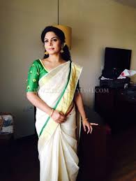 See more of kerala sarees and kasavu mundu haradhi saree's on facebook. 50 Pretty Kerala Saree Blouse Designs Keep Me Stylish