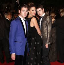 Scroll down and check out his short and medium hairstyles. Hallaron Muerto Por Sobredosis A Uno De Los Hijos Del Millonario Peter Brant Y De La Top Model Stephanie Seymour Infobae