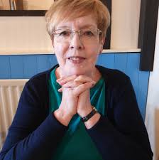 Do 'old school' markets exist anymore? I remember growing up with my  grandparents who were from the East End and were florists and greengrocers,  I know you have Roman Road market still