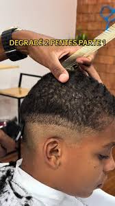 Passo a Passo Completo para Corte de Cabelo Degradê: Pente 2