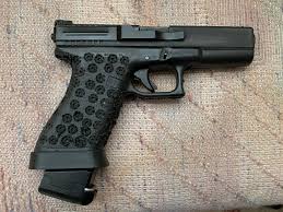 The surface of the frame features the new gen4 rough textured profile. A Former Delta Force Operator S Glock 17 Setup Sofrep