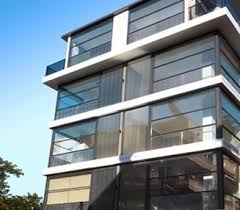 Isıcamlı cambalkon camlama ürünlerinde en çok ihtiyaç duyulan ısı yalıtımı konusunda en üst noktadadır. Tam Cam Balkon Albert Genau Ve Winsa Uretici Bayi