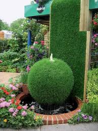 une fontaine de jardin design quelques idees en photos fascinantes archzine fr fontaine de jardin fontaines d eau de jardin jardins