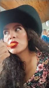 Lily Rocha (@lilyrocha2) • Instagram photos and videos