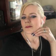 Elizabeth Coderre's Instagram, Twitter & Facebook