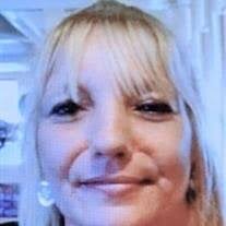 Shelly Harker's Instagram, Twitter & Facebook