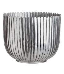 Large Metal Plant Pot Silver Colored H M Home H M Us Large Plant Pots Indoor Outdoor Planter Coffee Table Plants