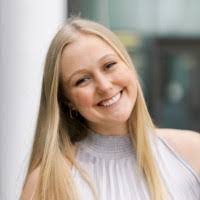 Lakisha Knox's Instagram, Twitter & Facebook