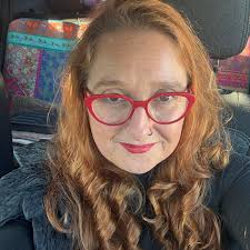 Is it normal for a recruiter to keep original documents?