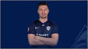 Fc mynai or fc minaj is a ukraine football club that is from the uzhhorod suburb of mynai, zakarpattia oblast. Artem Milevskij Sobiraetsya Pokinut S Fk Minaj