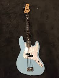 Sp3 seymour duncan quarter pounder pickups. Sold 2004 Fender P Bass Mark Hoppus Sig Mim Talkbass Com