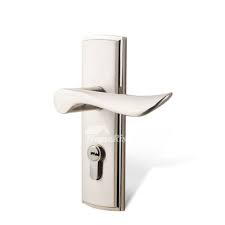 You'll find models from august, eufy, kwikset, schlage, yale, and wyze. Quality Brushed Zinc Alloy Best Door Locks Bedroom Silver