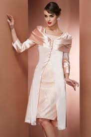 Negozio con guaina abiti cerimonia mamma sposa con un servizio migliore, ma la madre degli abiti sposo può essere retrò montato, può essere alla moda. Abiti Mamma Sposa Eleganti Ragazze Nuovi Arrivati Di Collezione 2021 Buyabiti