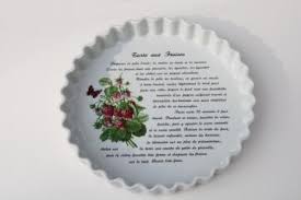 There are hundreds of patterns most with many variations of color or blank which makes identifying the pattern quite difficult. Vintage Limoges Other French China1