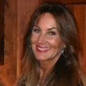 Debbie Whitlatch's Instagram, Twitter & Facebook