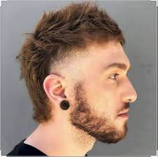 Sommarlov...då kommer sticksömmen fram😊! Jag kom att tänka på att många  orter har sina egna, traditionella eller nya, vantmönster! Tänk om Kållby  skulle ha ett eget?! Det finns många duktiga och kreativa