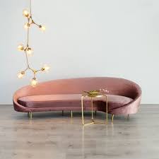 El tapizado que mejor se adapta a los sofás de diseño moderno es el cuero y la piel. Sofa Retro Rosa Palace Tiendas On Disenos De Muebles De Dormitorio Salones De Diseno Decoracion De Hogar Vintage