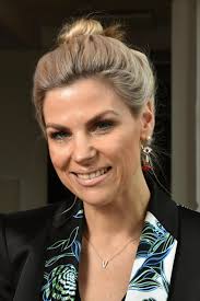 And she is a new pop singer. Tanja Dexters Opgepakt In Drugsonderzoek De Standaard Mobile