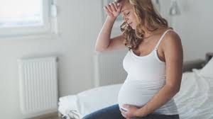 التوتر أثناء الحمل قد يعرض الأطفال للإصابة باضطراب الشخصية - BBC News عربي