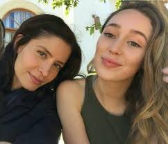 Alycia With Mercedes Mason Alycia Debnam Carey Alycia Debnam Fear The Walking Dead