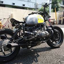 総務雄一郎 とたまに世田谷ベースさんはinstagramを利用しています もう１枚bmw r80 ボスのbmwと全く別物に見えますが 影響を受けバイクを作りました 世田谷ベース 総務雄一郎 モトバランス bmw custom bikes motorcycle bike