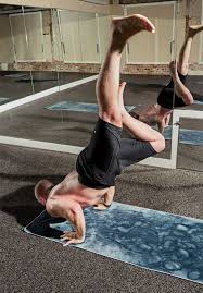 Good Housekeeping Hearst Pozy Jogi Joga Dlya Nachinayushih Uprazhneniya Dlya Jogi