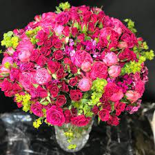 Amaryllis Flowers 231 Photos Florist Al Muroor Street Almamoura Block 111231 Abu Dhabi United Arab Emirates