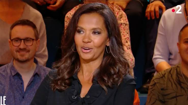Toutes les pièces ne sont pas d'origine” : Karine Le Marchand révèle avoir  eu recours à la chirurgie esthétique (VIDEO) - Télé 7 Jours