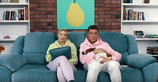 1983 is a polish crime drama streaming television series produced for and released by netflix on 30 november 2018. Miroslaw Zbrojewicz I Katarzyna Zielinska Jaworska Promuja Zalecenia Do Samodzielnej Rehabilitacji Pacjentow Po Covid 19 Marketing Przy Kawie