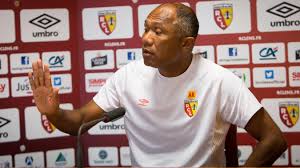 Racing club paris* nov 16, 1963 in nouméa, neukaledonien. Foot Rc Lens Antoine Kombouare Quitte Le Racing Et Entrainera Guingamp