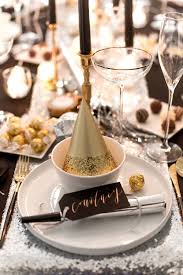 New year dinner party играть сейчас! How To Host A New Year S Eve Dinner Party New Years Eve Decorations New Years Dinner Party New Years Eve Dinner